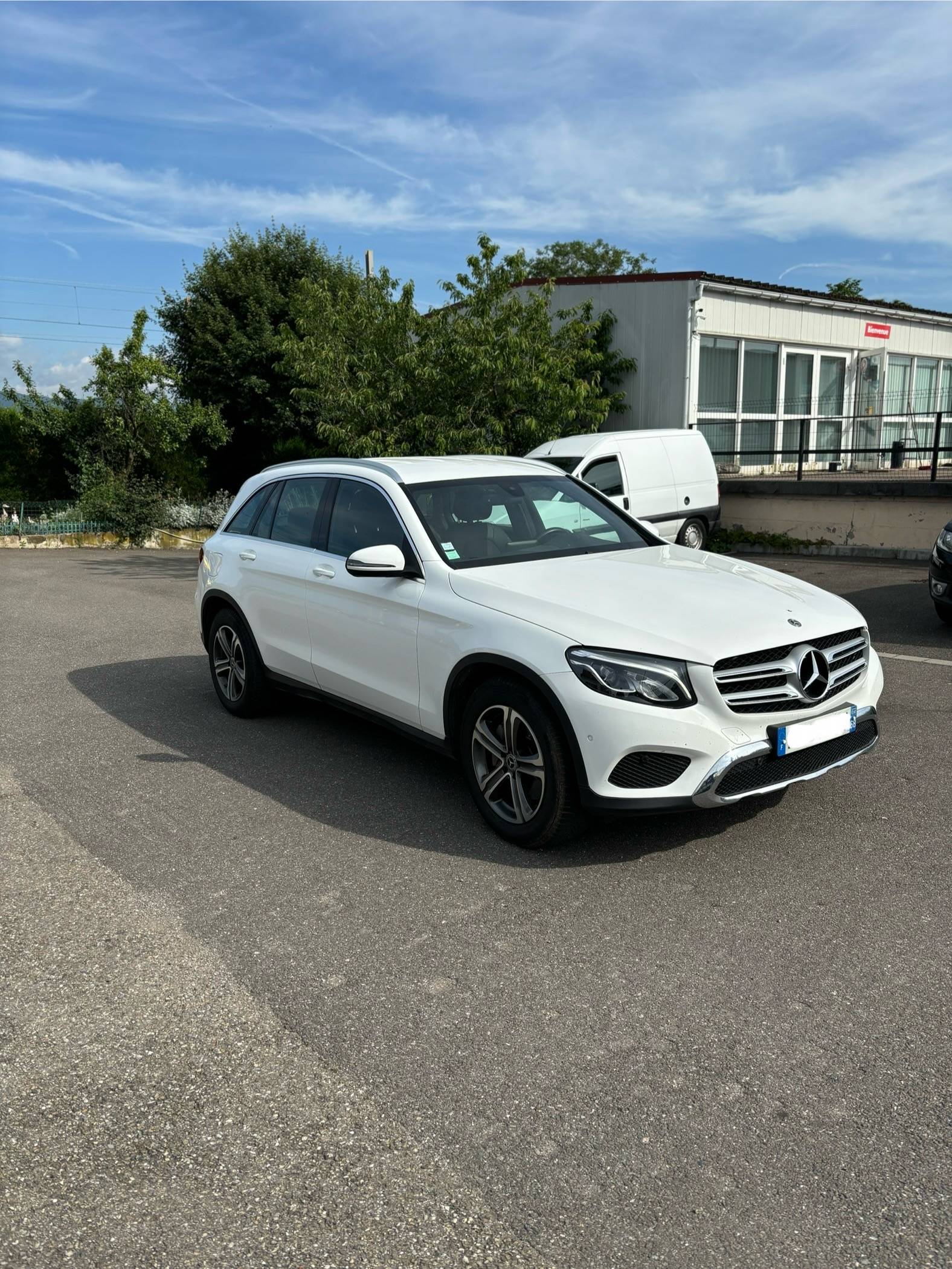 Mercedes GLC : A partir de 195 euros TTC / jour , boite automatique, 5 places,diesel kilometrage illimité Guebwiller 3